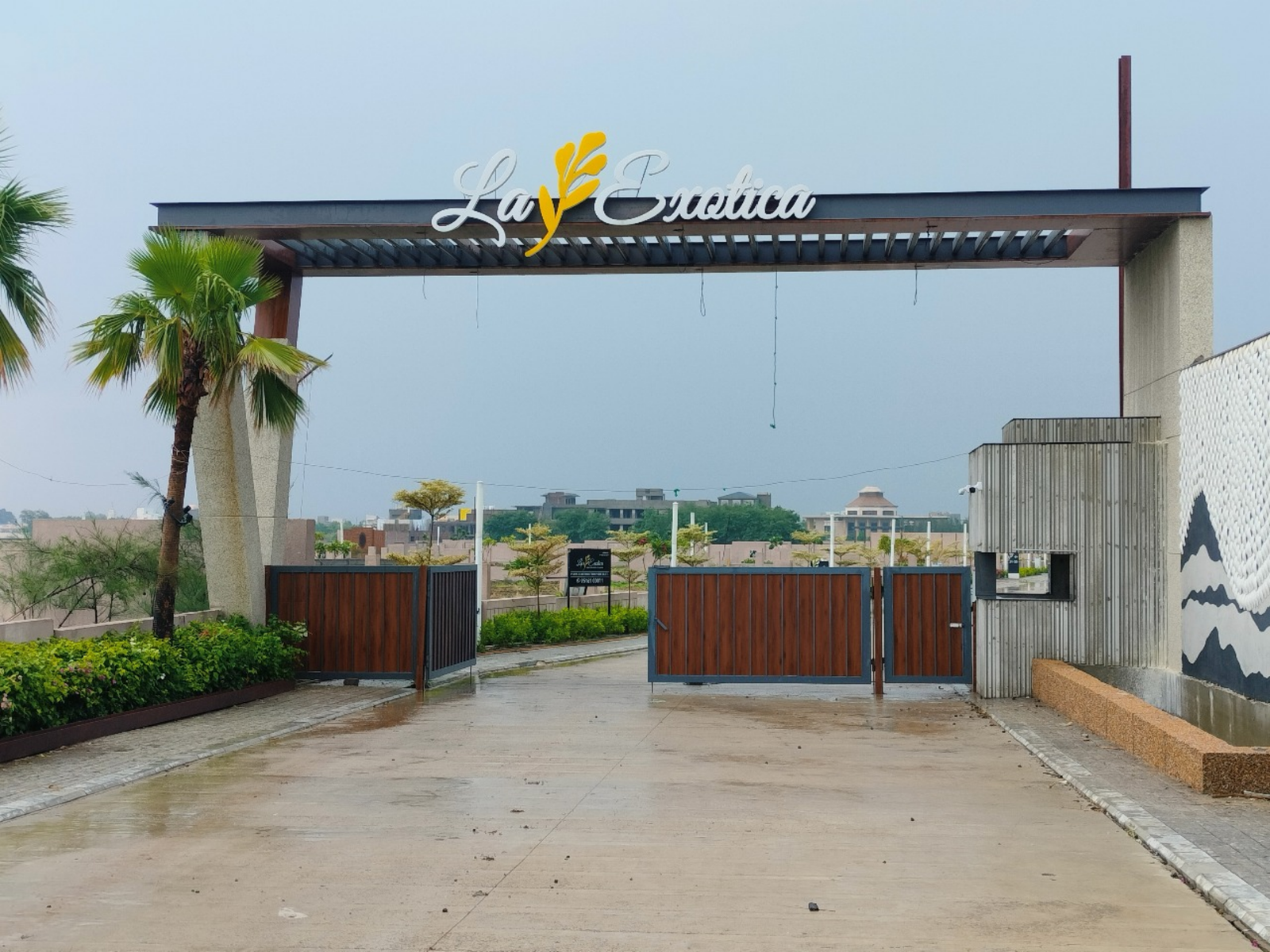 06c17235-2b25-4b4e-8808-ae0364d8b3d1